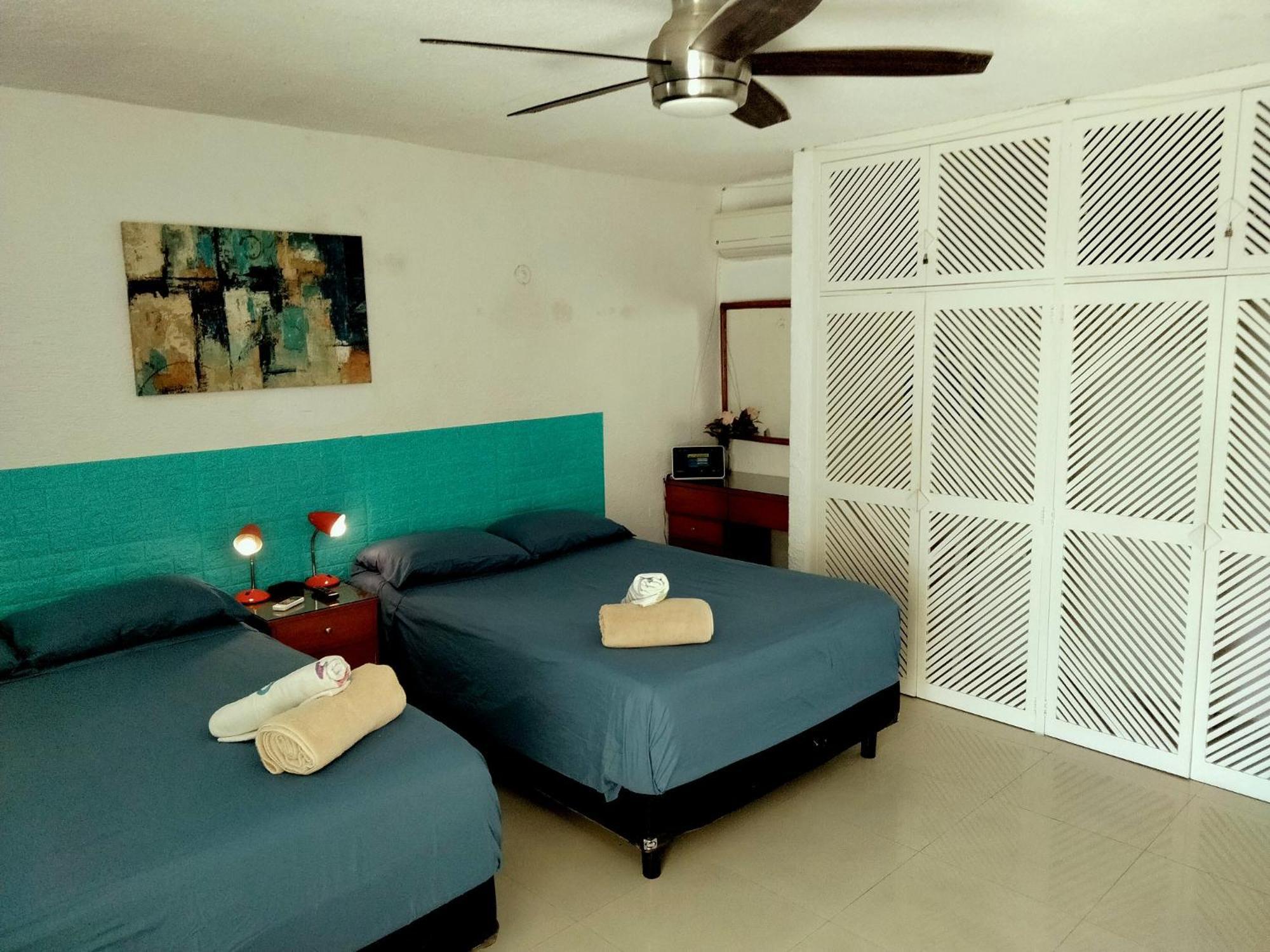 Brisas Sealight Apartment Cancun Exterior photo