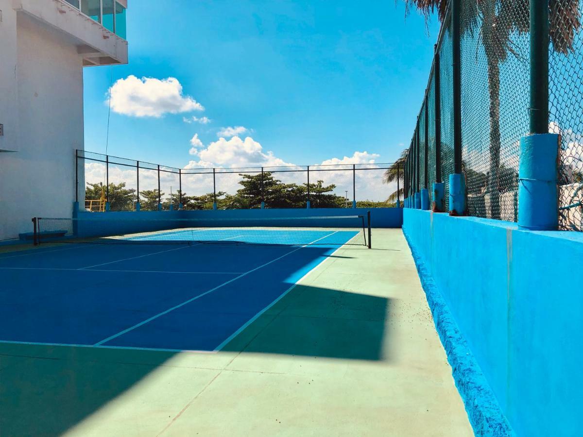 Brisas Sealight Apartment Cancun Exterior photo